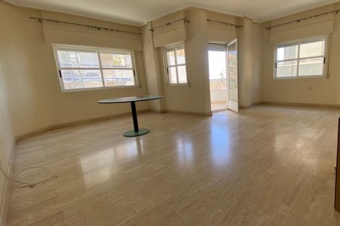 Apartment for sale Torrevieja, Alicante, Spain 4 bedrooms, 152 sq.m. No. 113189 - photo 5