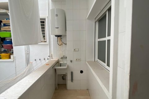 Apartment for sale Torrevieja, Alicante, Spain 4 bedrooms, 152 sq.m. No. 113189 - photo 9