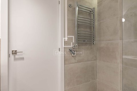 Apartment à vendre à Barcelona, Espagne, 2 chambres, 80 m2 No. 164621 - photo 8