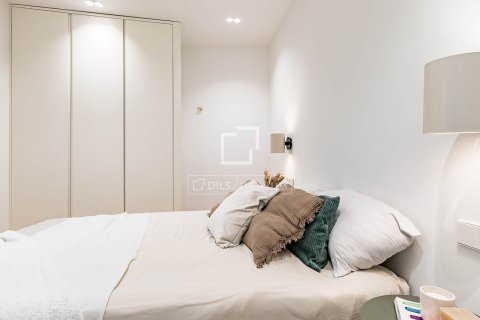 Apartment à vendre à Barcelona, Espagne, 2 chambres, 80 m2 No. 164621 - photo 21