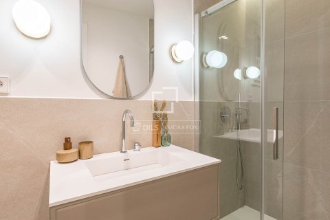 Apartment à vendre à Barcelona, Espagne, 2 chambres, 80 m2 No. 164621 - photo 15