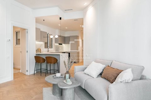 Apartment à vendre à Barcelona, Espagne, 2 chambres, 80 m2 No. 164621 - photo 28