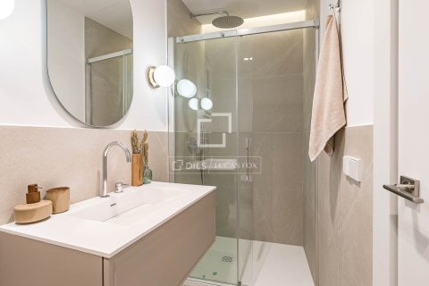 Apartment à vendre à Barcelona, Espagne, 2 chambres, 80 m2 No. 164621 - photo 16