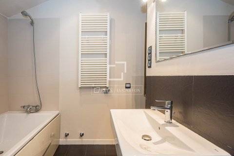 Villa for sale in Castelldefels, Barcelona, Spain 5 bedrooms, 263 sq.m. No. 164624 - photo 26