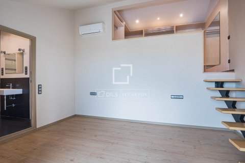 Villa for sale in Castelldefels, Barcelona, Spain 5 bedrooms, 263 sq.m. No. 164624 - photo 23