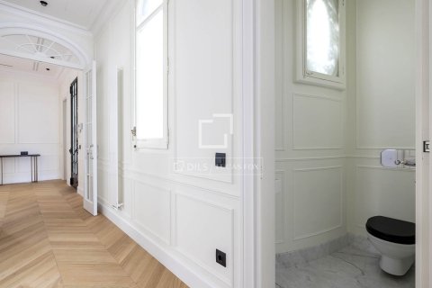 Apartment à vendre à Barcelona, Espagne, 4 chambres, 275 m2 No. 164620 - photo 19