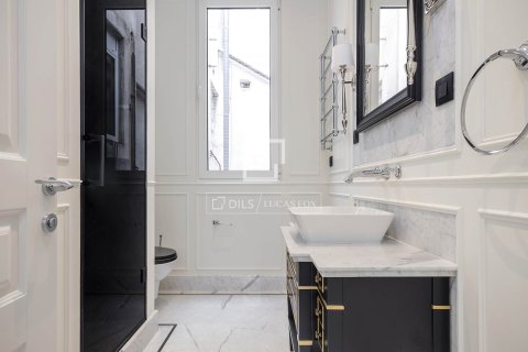 Apartment à vendre à Barcelona, Espagne, 4 chambres, 275 m2 No. 164620 - photo 15