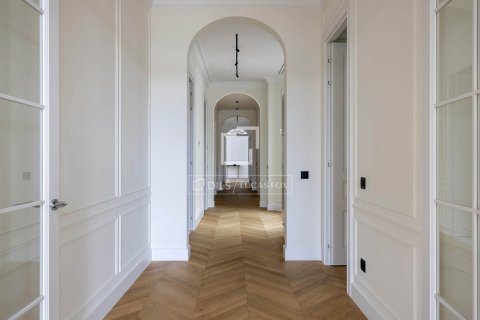 Apartment à vendre à Barcelona, Espagne, 4 chambres, 275 m2 No. 164620 - photo 11