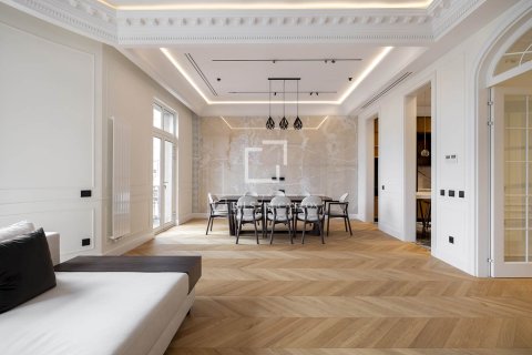 Apartment à vendre à Barcelona, Espagne, 4 chambres, 275 m2 No. 164620 - photo 5