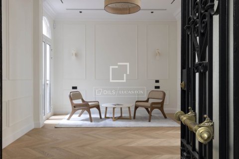 Apartment à vendre à Barcelona, Espagne, 4 chambres, 275 m2 No. 164620 - photo 10