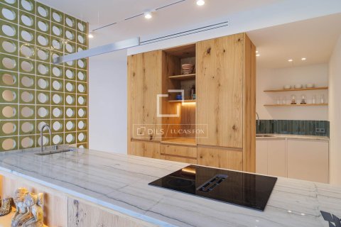 Продажа квартиры в Барселона, Испания 3 спальни, 133м2 №164625 - фото 7