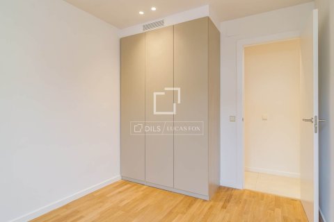 Продажа квартиры в Барселона, Испания 3 спальни, 133м2 №164625 - фото 28