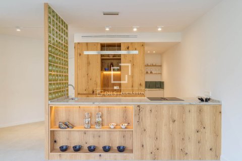 Продажа квартиры в Барселона, Испания 3 спальни, 133м2 №164625 - фото 5