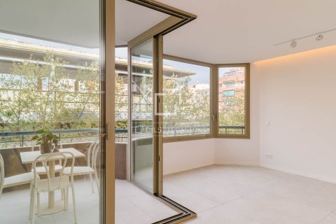 Продажа квартиры в Барселона, Испания 3 спальни, 133м2 №164625 - фото 6