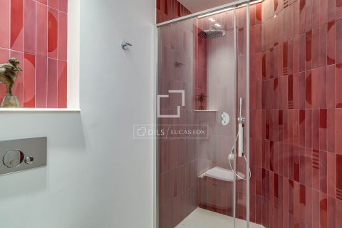 Продажа квартиры в Барселона, Испания 3 спальни, 133м2 №164625 - фото 22