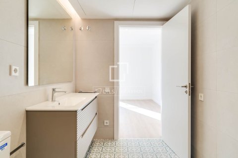 Lägenhet till salu i Barcelona, Spanien 2 sovrum, 62 kvm. Nr. 164623 - foto 27