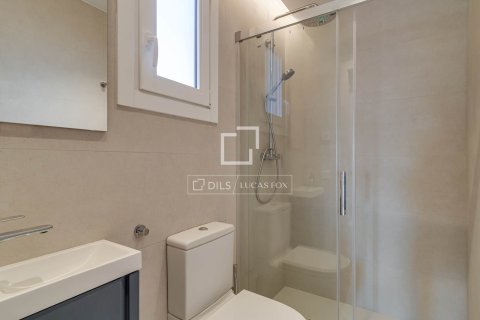 Lägenhet till salu i Barcelona, Spanien 2 sovrum, 62 kvm. Nr. 164623 - foto 14