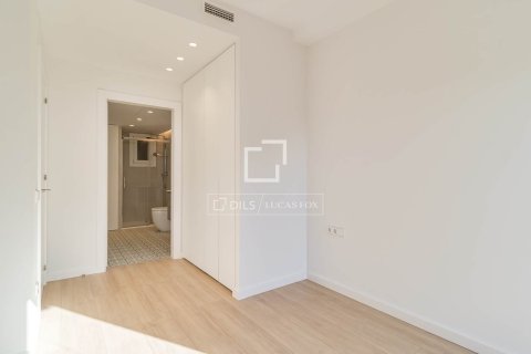 Lägenhet till salu i Barcelona, Spanien 2 sovrum, 62 kvm. Nr. 164623 - foto 20