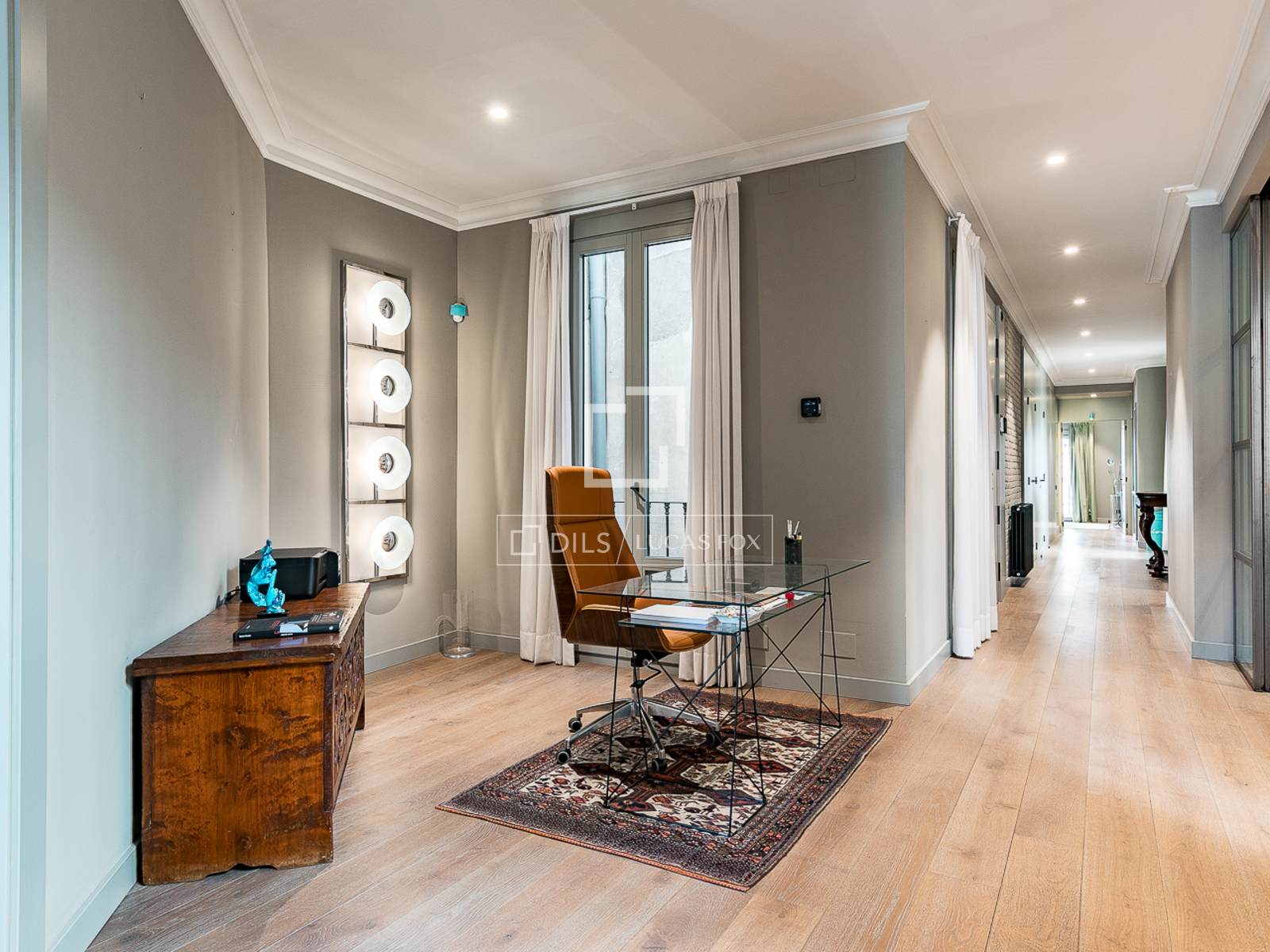 Apartamento en Barcelona, España 3 dormitorios, 209 m2 No. 164622