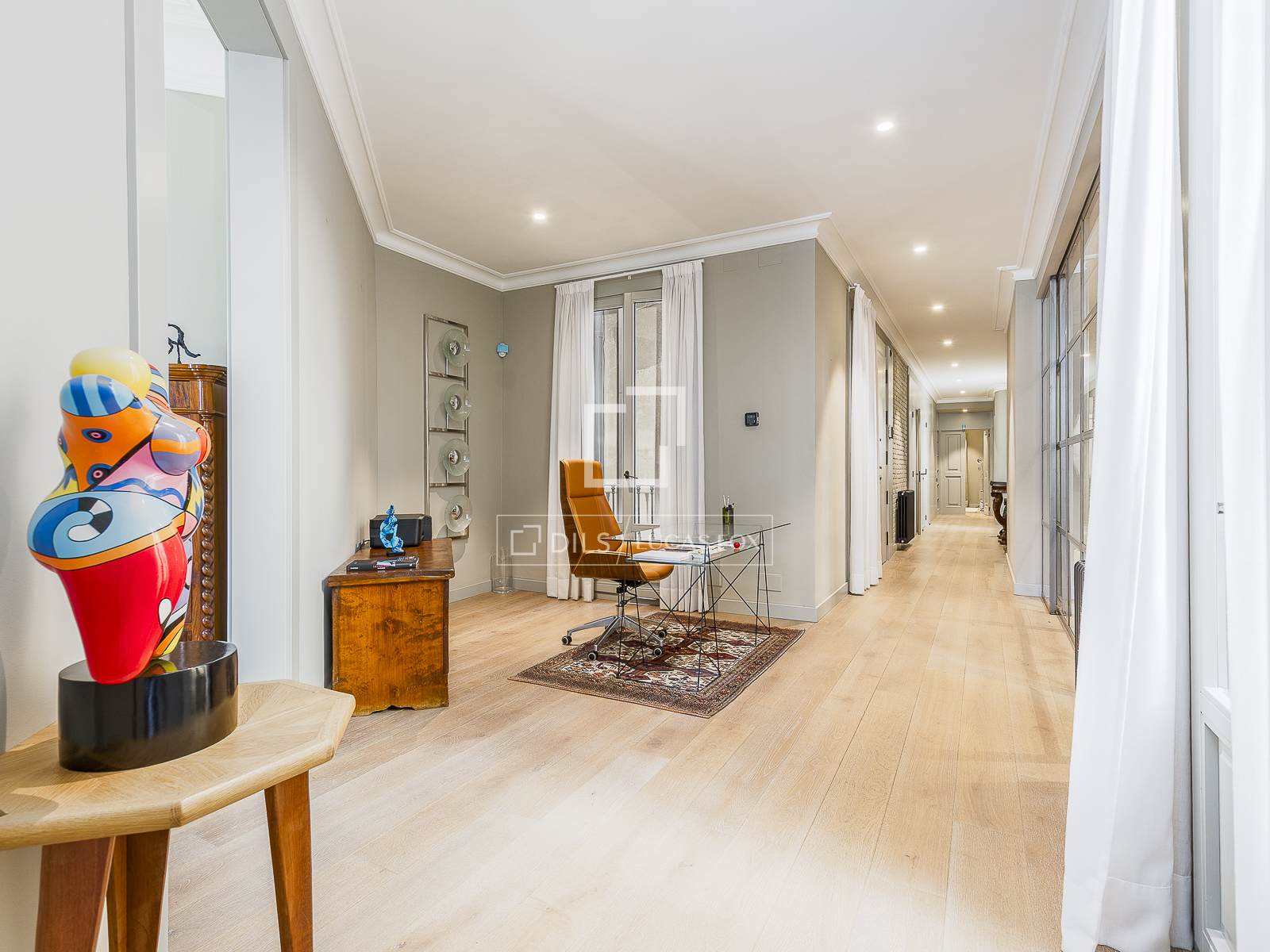 Apartamento en Barcelona, España 3 dormitorios, 209 m2 No. 164622