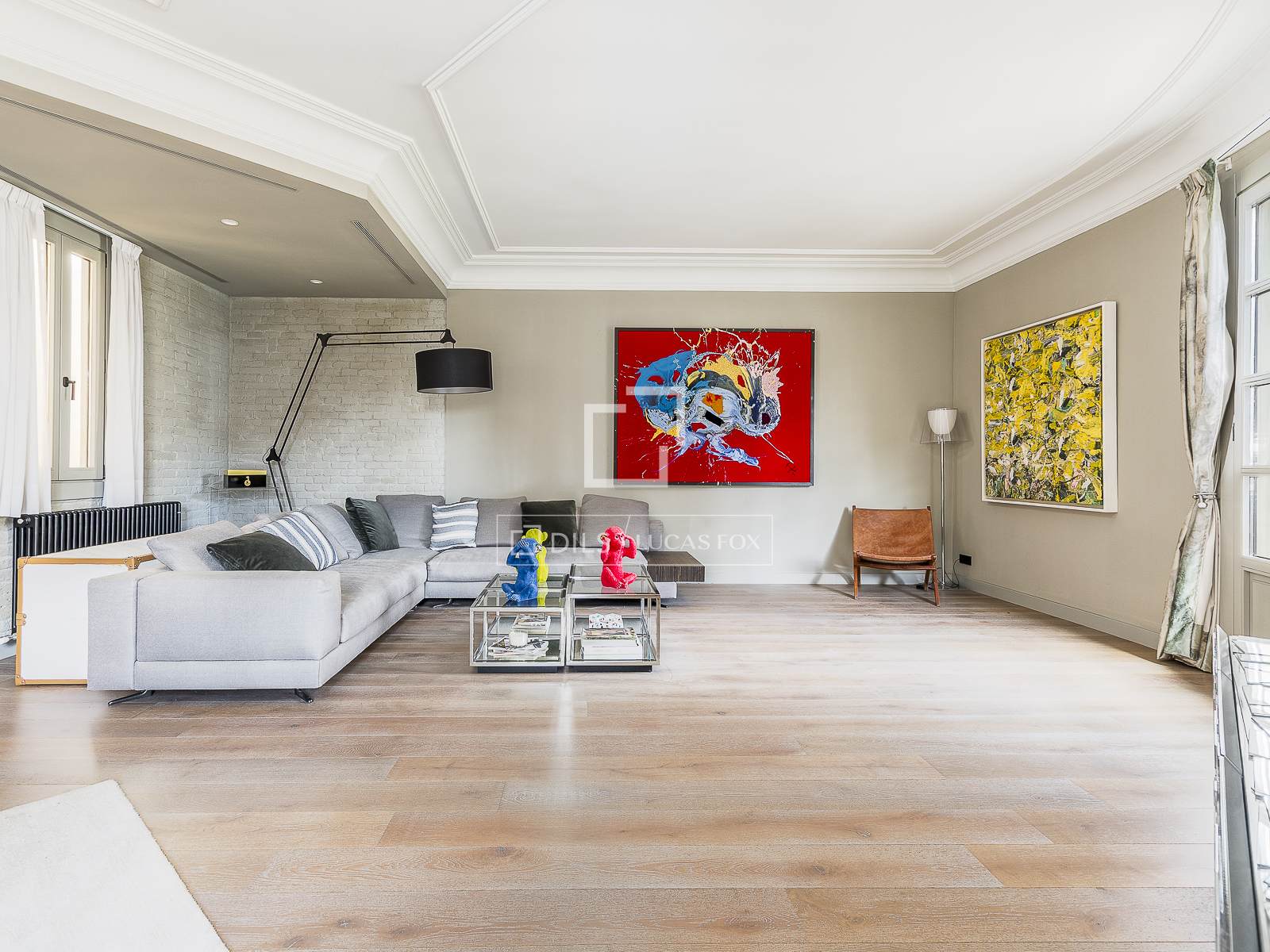 Apartamento en Barcelona, España 3 dormitorios, 209 m2 No. 164622