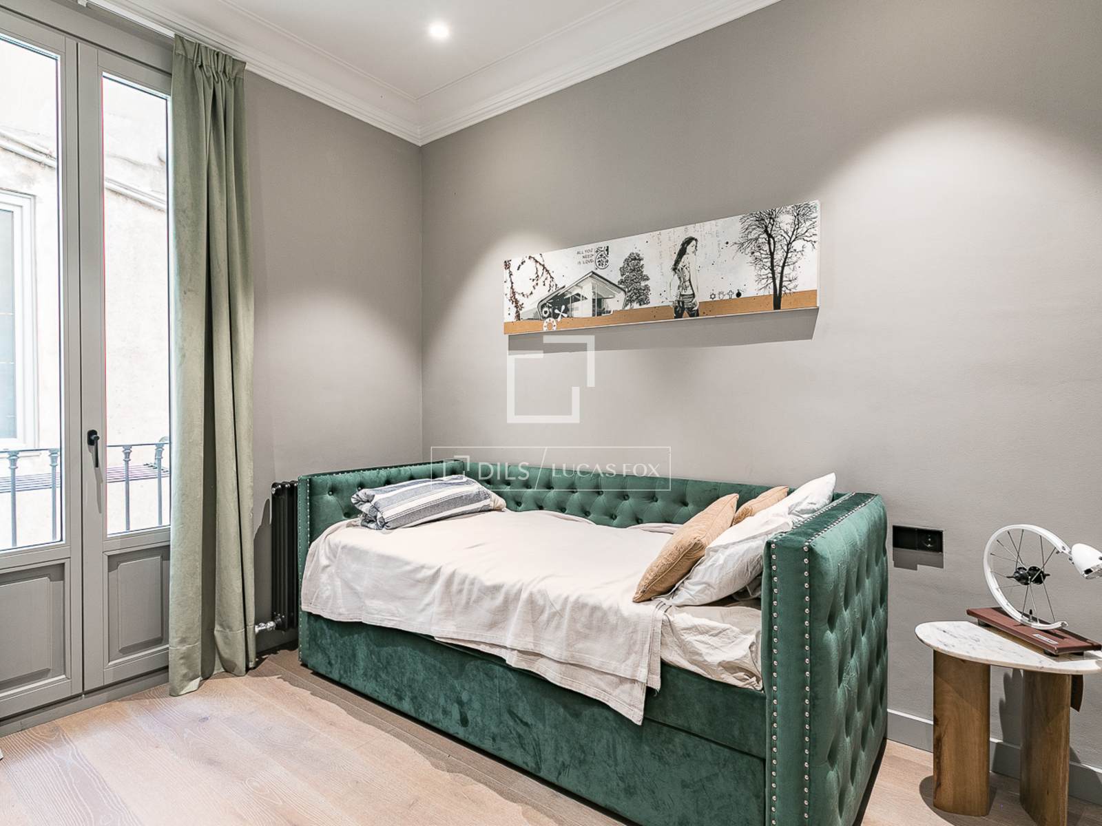Apartamento en Barcelona, España 3 dormitorios, 209 m2 No. 164622