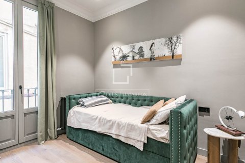 Продажа квартиры в Барселона, Испания 3 спальни, 209м2 №164622 - фото 18