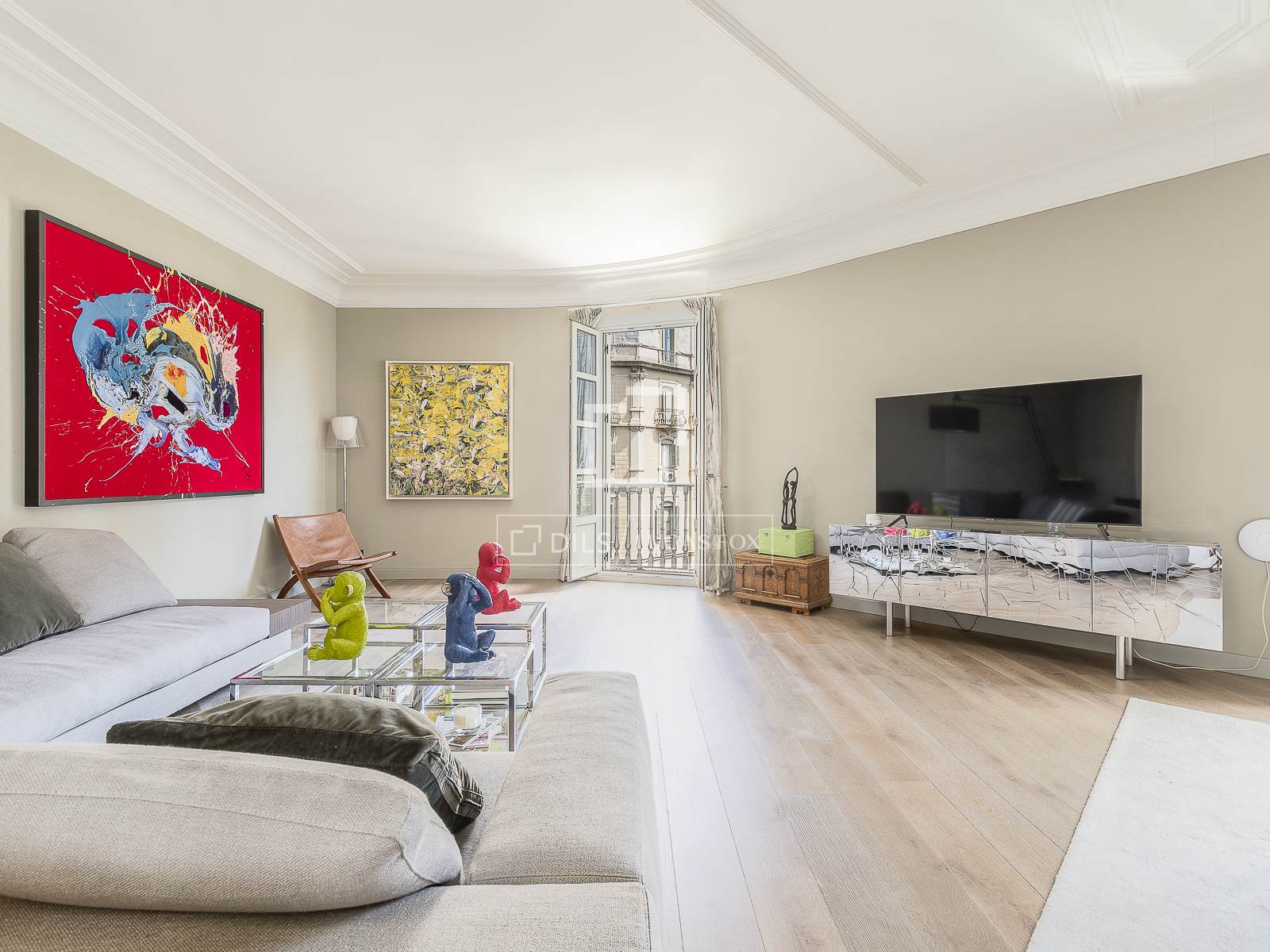 Apartamento en Barcelona, España 3 dormitorios, 209 m2 No. 164622