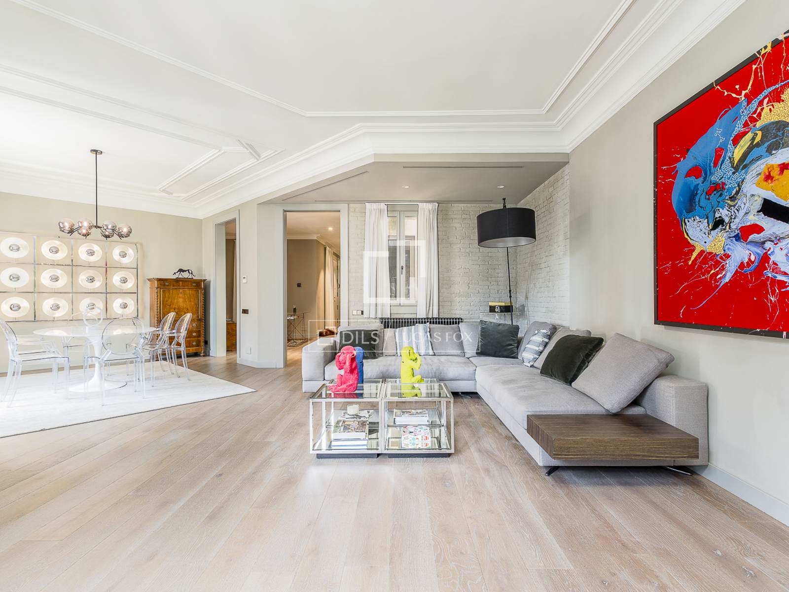 Apartamento en Barcelona, España 3 dormitorios, 209 m2 No. 164622