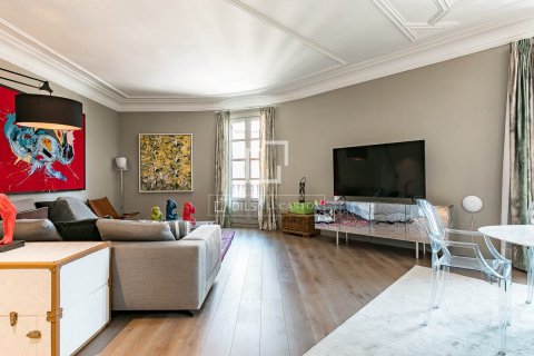 Продажа квартиры в Барселона, Испания 3 спальни, 209м2 №164622 - фото 4