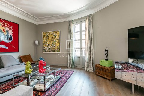 Квартира в Барселона, Испания 3 спальни, 209м2 №164622