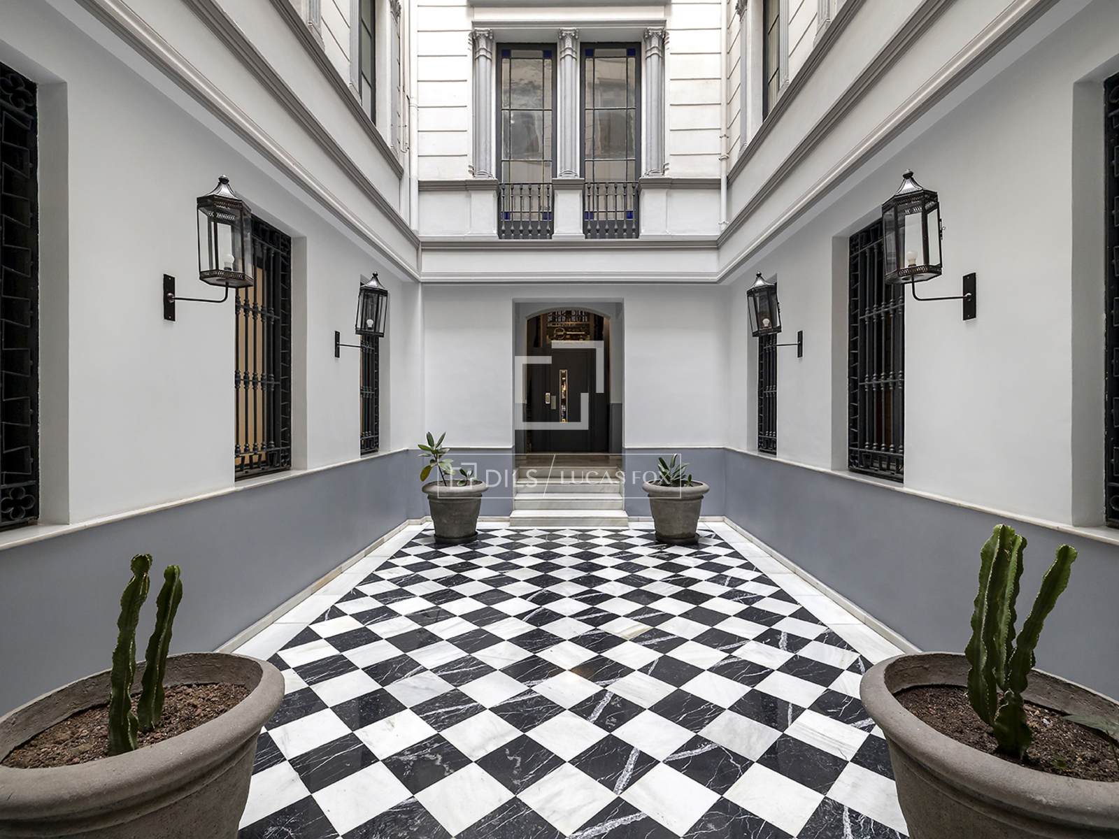 Huoneisto Barcelona, Espanja 3 makuuhuonetta, 183 m2 No. 164626