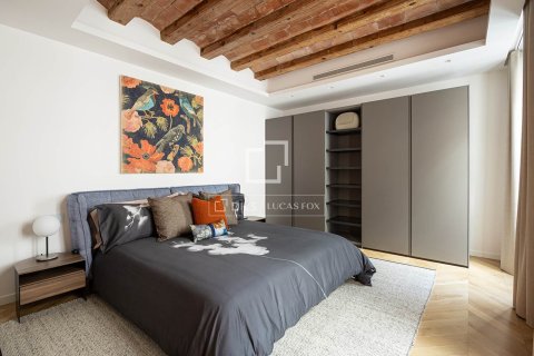 Продажа квартиры в Барселона, Испания 3 спальни, 183м2 №164626 - фото 18