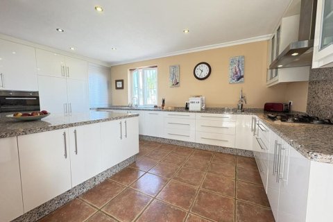 Villa en venta en Gea Y Truyols, Murcia, España 4 dormitorios, 420 m2 No. 161535 - foto 25