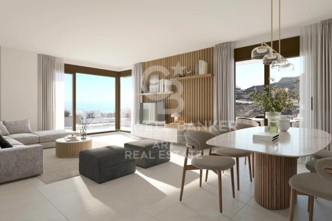 Huoneisto myytävänä Rincon de la Victoria, Malaga, Espanja, 2 makuuhuonetta, 104 m2 No. 158889 - kuva 7