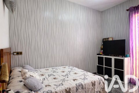 House for sale in Sant Pere de Vilamajor, Barcelona, Spain 5 bedrooms, 276 sq.m. No. 188238 - photo 16