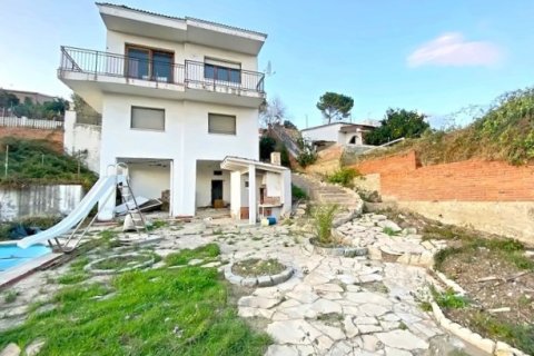 Talo myytävänä Vallbona d'Anoia, Barcelona, Espanja, 4 makuuhuonetta, 144 m2 No. 191363 - kuva 1