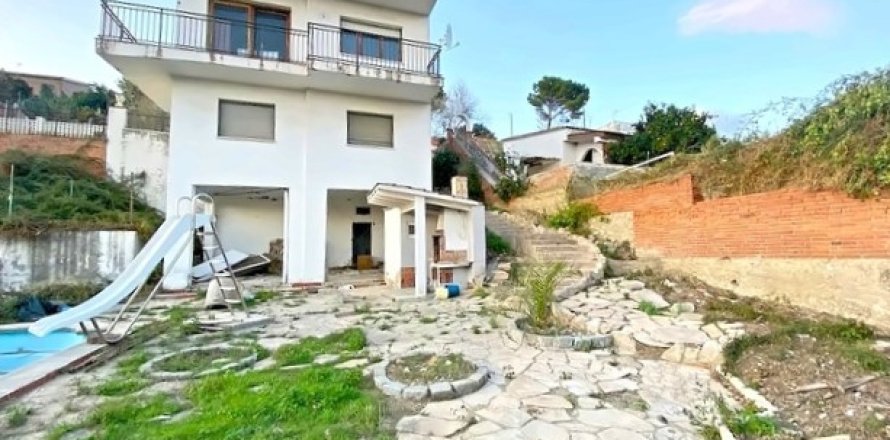 Talo Vallbona d'Anoia, Barcelona, Espanja 4 makuuhuonetta, 144 m2 No. 191363