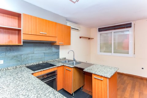 Apartament w Terrassa, Barcelona, Hiszpania 2 sypialnie, 53 mkw. nr 191366 – zdjęcie 6