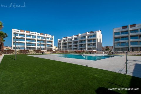 Huoneisto myytävänä Villamartin, Alicante, Espanja, 2 makuuhuonetta, 122.98 m2 No. 166143 - kuva 15
