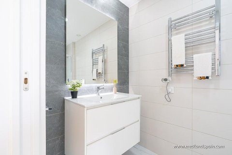 Apartment à vendre à Torrevieja, Alicante, Espagne, 3 chambres, 93 m2 No. 104996 - photo 6
