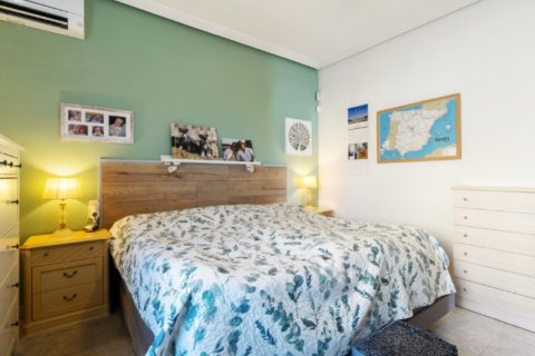 Villa for sale in Torrevieja, Alicante, Spain 3 bedrooms, 73 sq.m. No. 144631 - photo 14