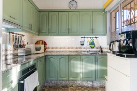 Villa for sale in Torrevieja, Alicante, Spain 3 bedrooms, 73 sq.m. No. 144631 - photo 11