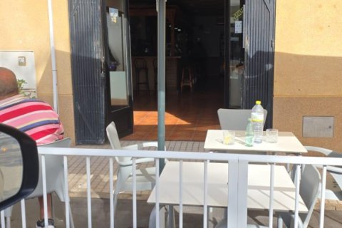 Kommersiell fastighet till salu i Pilar de la Horadada, Alicante, Spanien 3 sovrum, 260 kvm. Nr. 144629 - foto 4