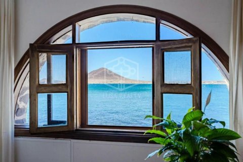 Villa till salu El Medano, Tenerife, Spanien 4 sovrum, 500 kvm. Nr. 111052 - foto 4