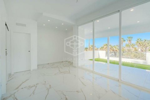 Villa à vendre Adeje, Tenerife, Espagne, 3 chambres, 140 m2 No. 111051 - photo 19