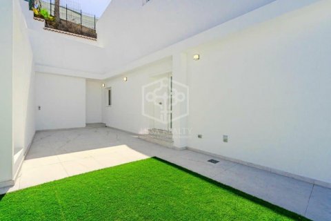 Villa à vendre Adeje, Tenerife, Espagne, 3 chambres, 140 m2 No. 111051 - photo 4