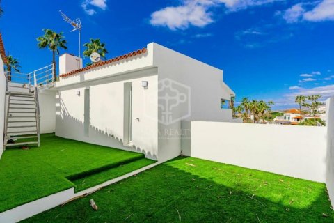 Villa à vendre Adeje, Tenerife, Espagne, 3 chambres, 140 m2 No. 111051 - photo 23