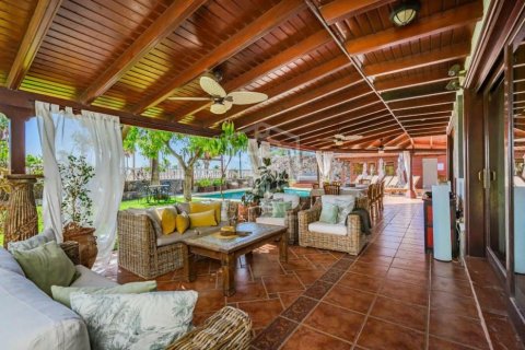 Villa till salu Adeje, Tenerife, Spanien 5 sovrum, 353 kvm. Nr. 111055 - foto 6