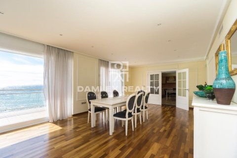 Huvila myytävänä Lloret de Mar, Girona, Espanja, 4 makuuhuonetta, 423 m2 No. 176712 - kuva 6